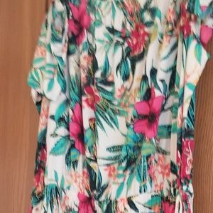 Gili... Off the shoulder dress